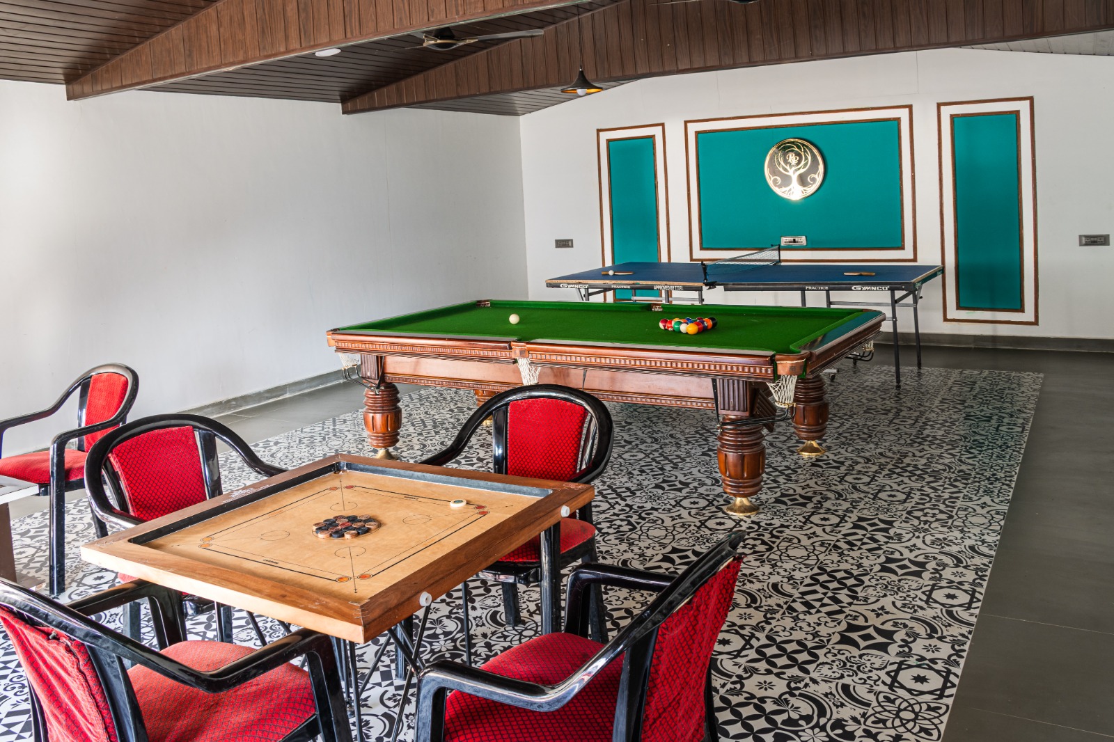 Raaj Resort indoor resort experience photograph
